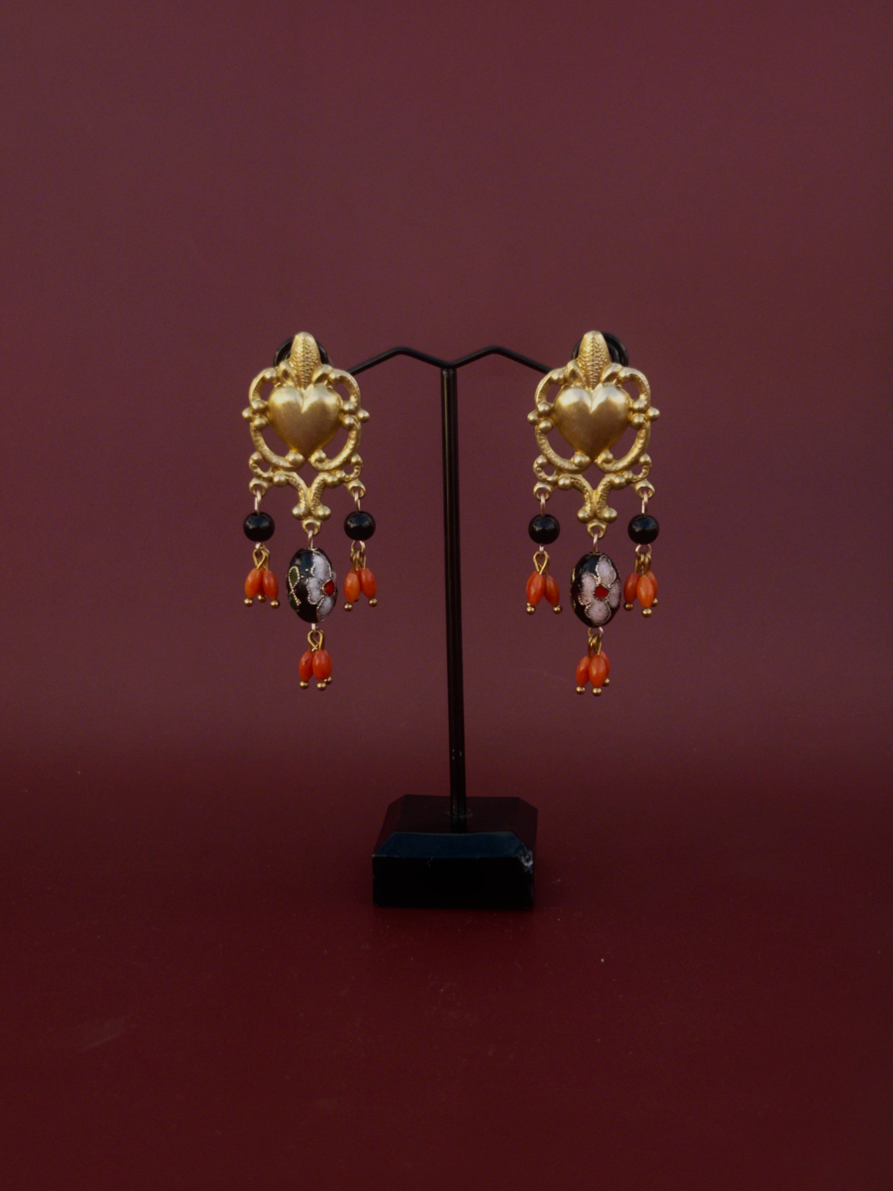 Pendientes Sagrado corazón negro