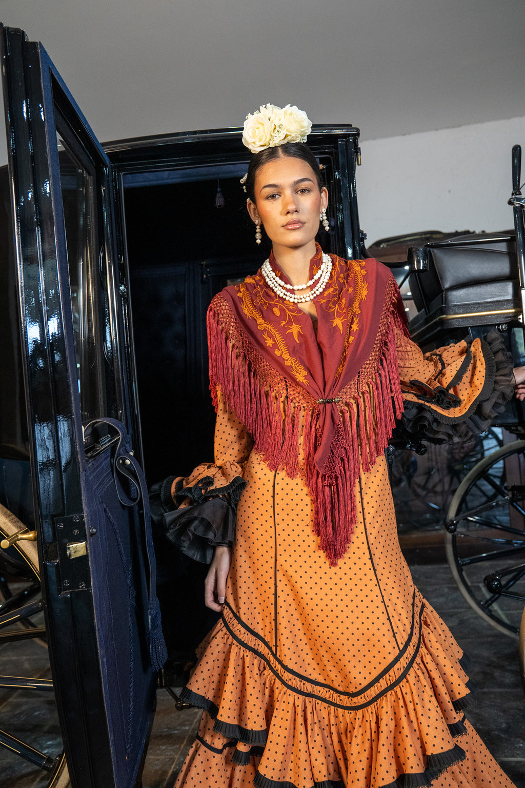 Broche Atrayana Negro