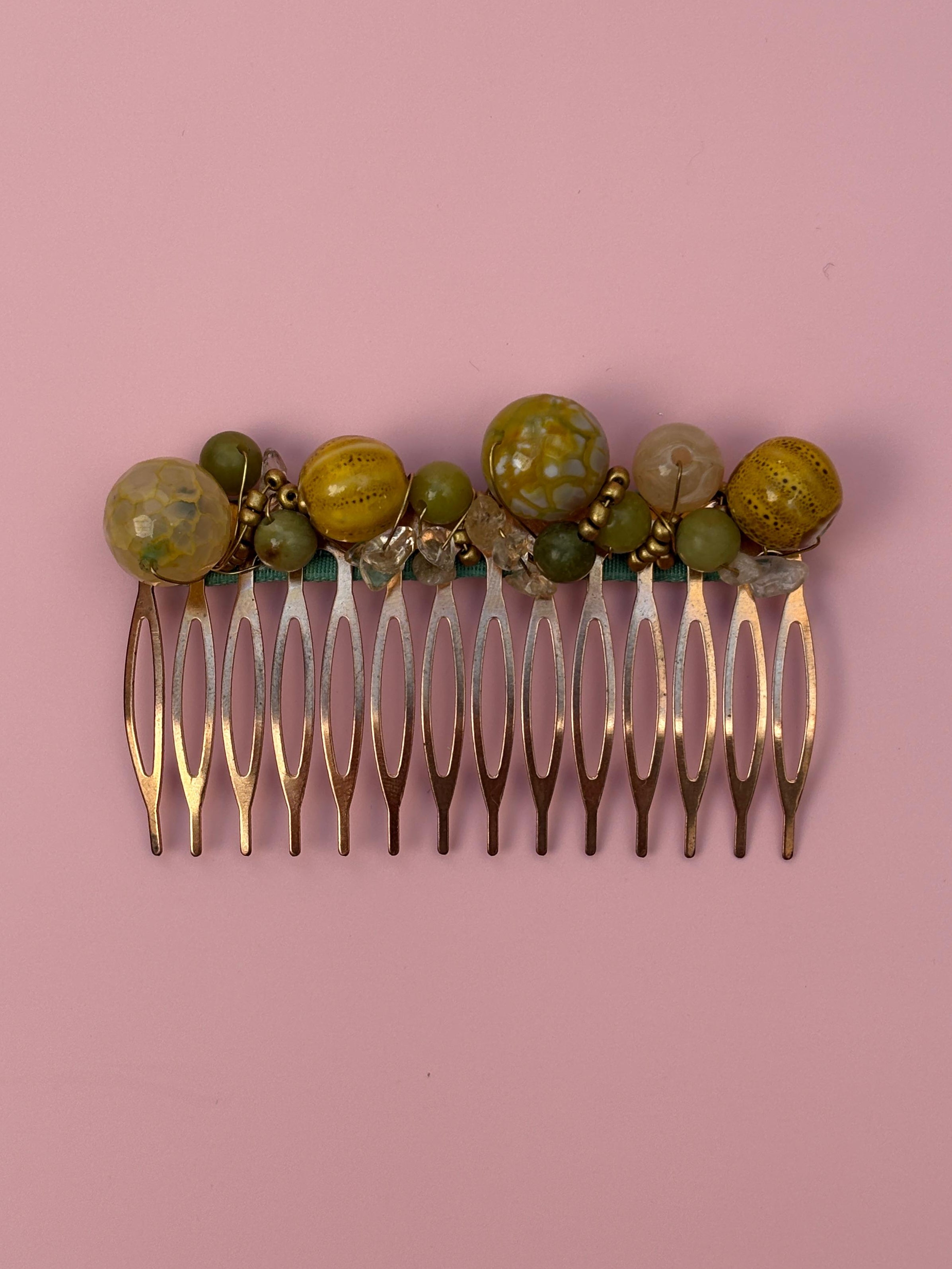 Peinecillo verde oliva