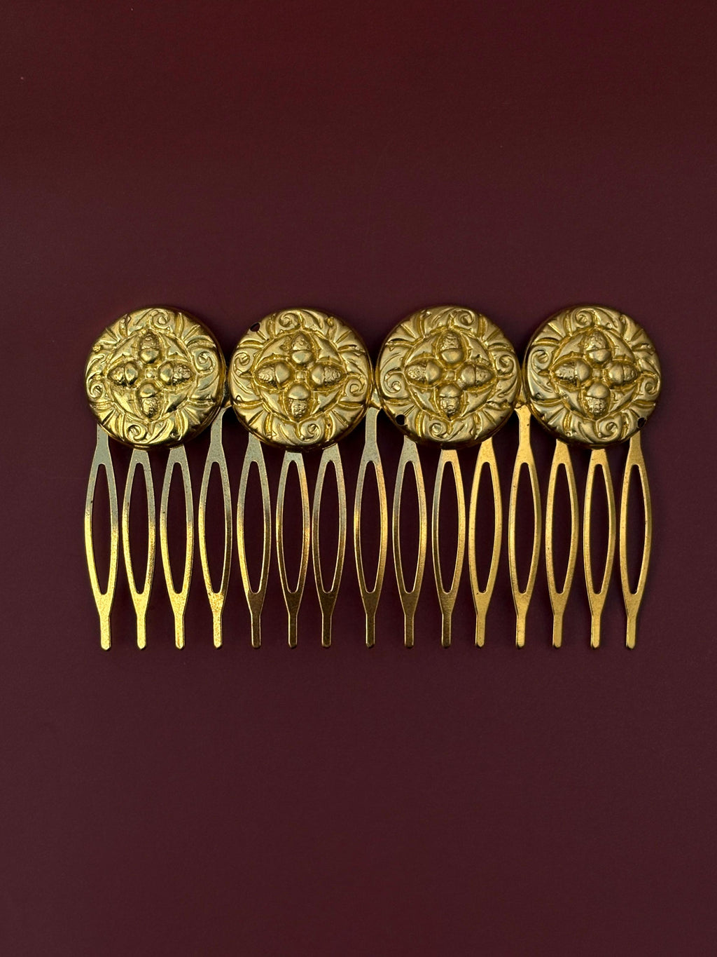 Peinecillo medallones