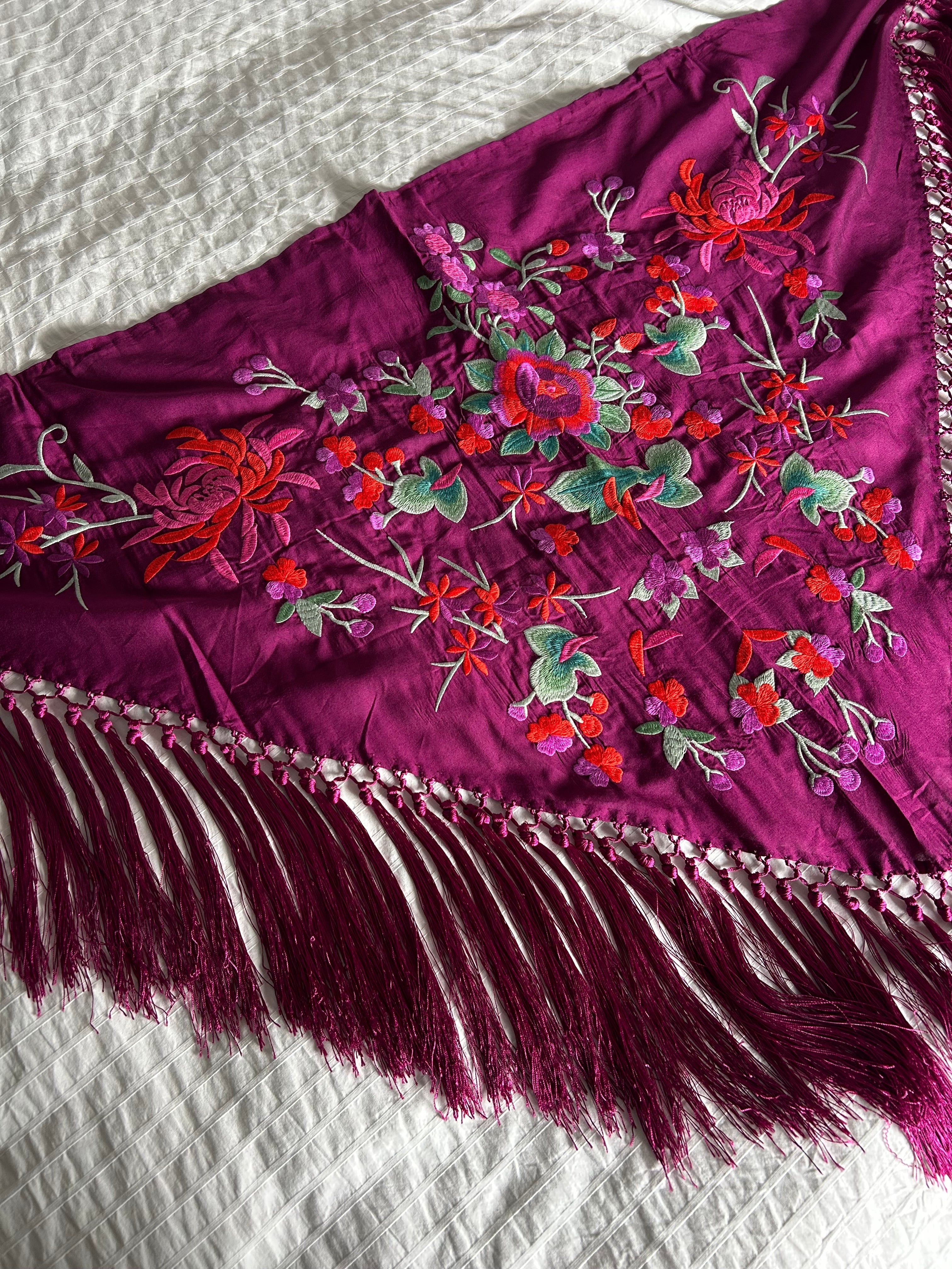 Mantoncillo fleco corto buganvilla