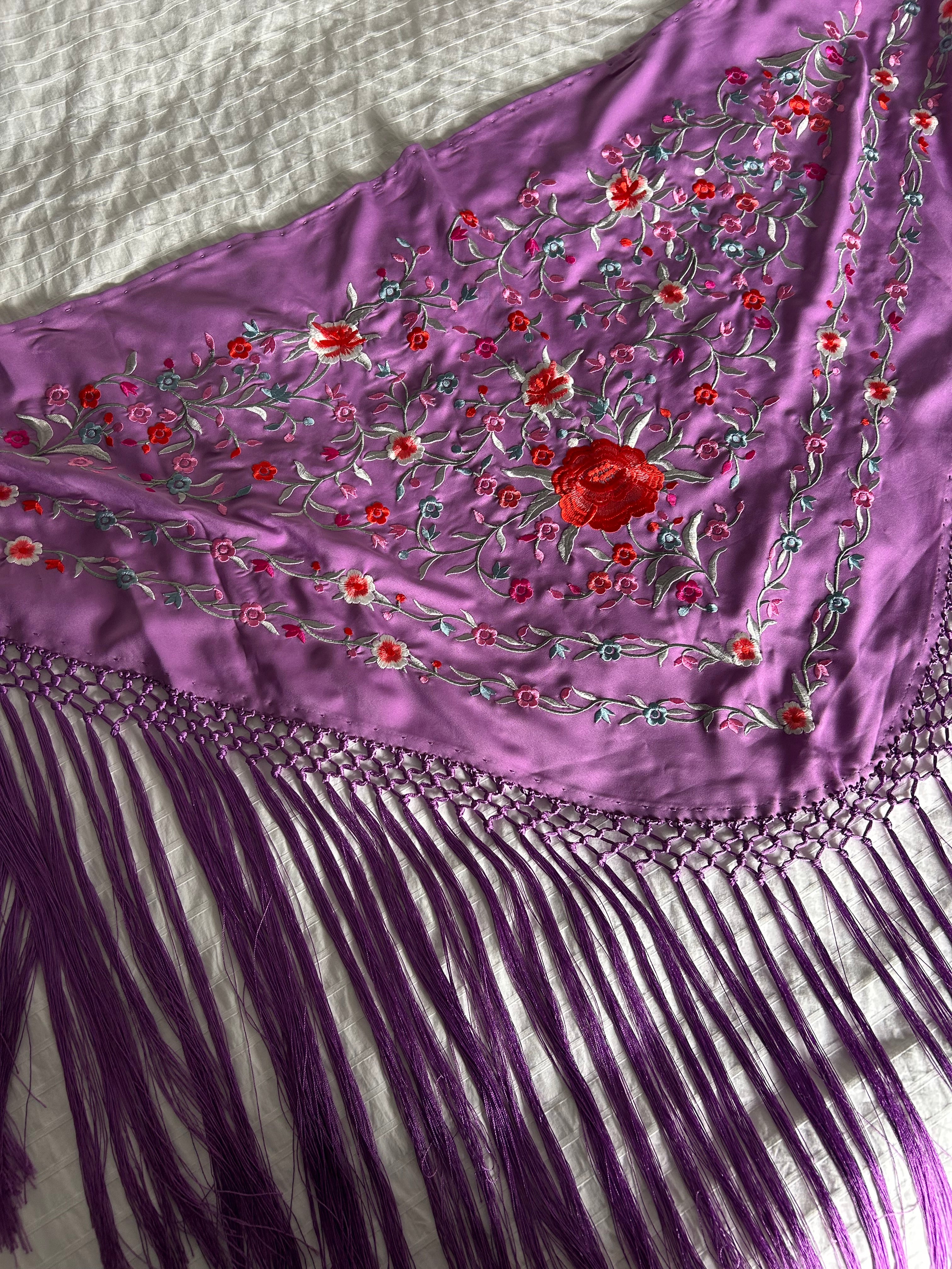 Mantoncillo Victoria lila